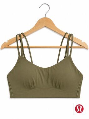 lululemon athletica Like a Cloud Bra *Light Support B/ C CupArtifact size 4
